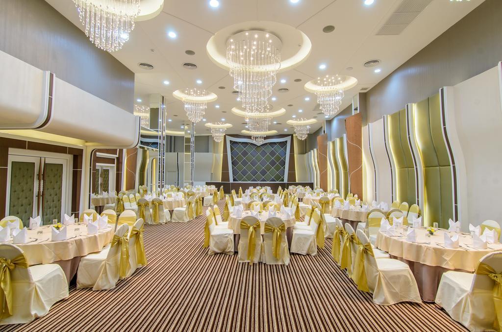 The Paradiso Jk Design Hotel Nakhon Sawan Extérieur photo
