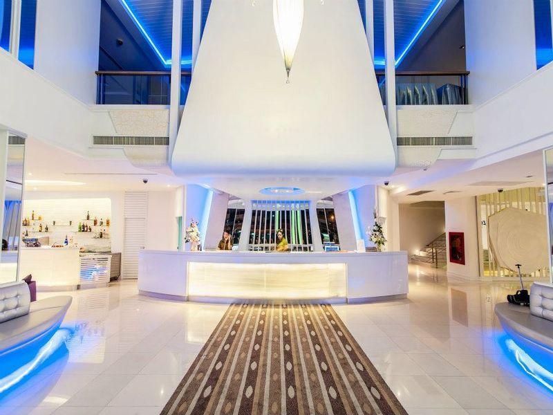 The Paradiso Jk Design Hotel Nakhon Sawan Extérieur photo