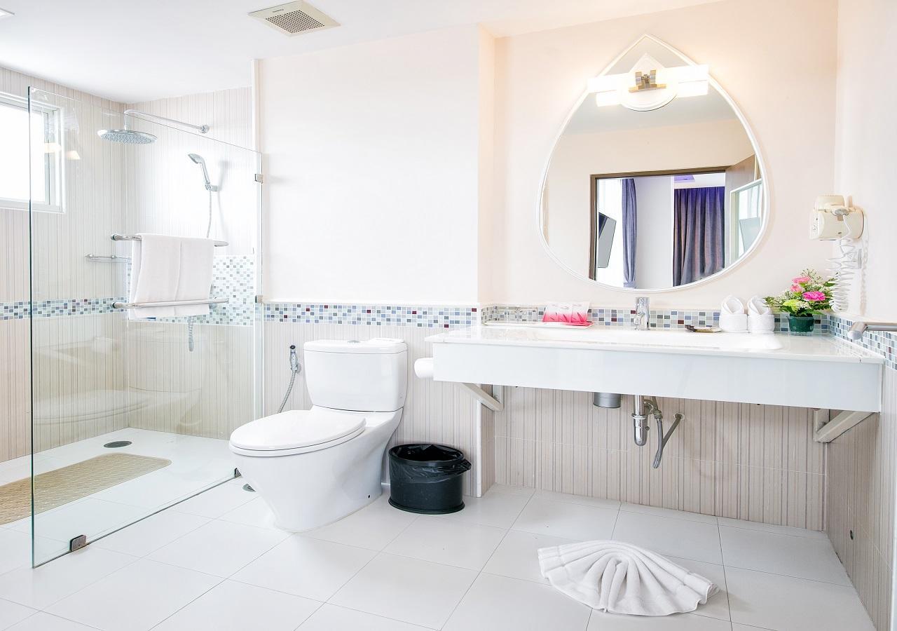 The Paradiso Jk Design Hotel Nakhon Sawan Extérieur photo