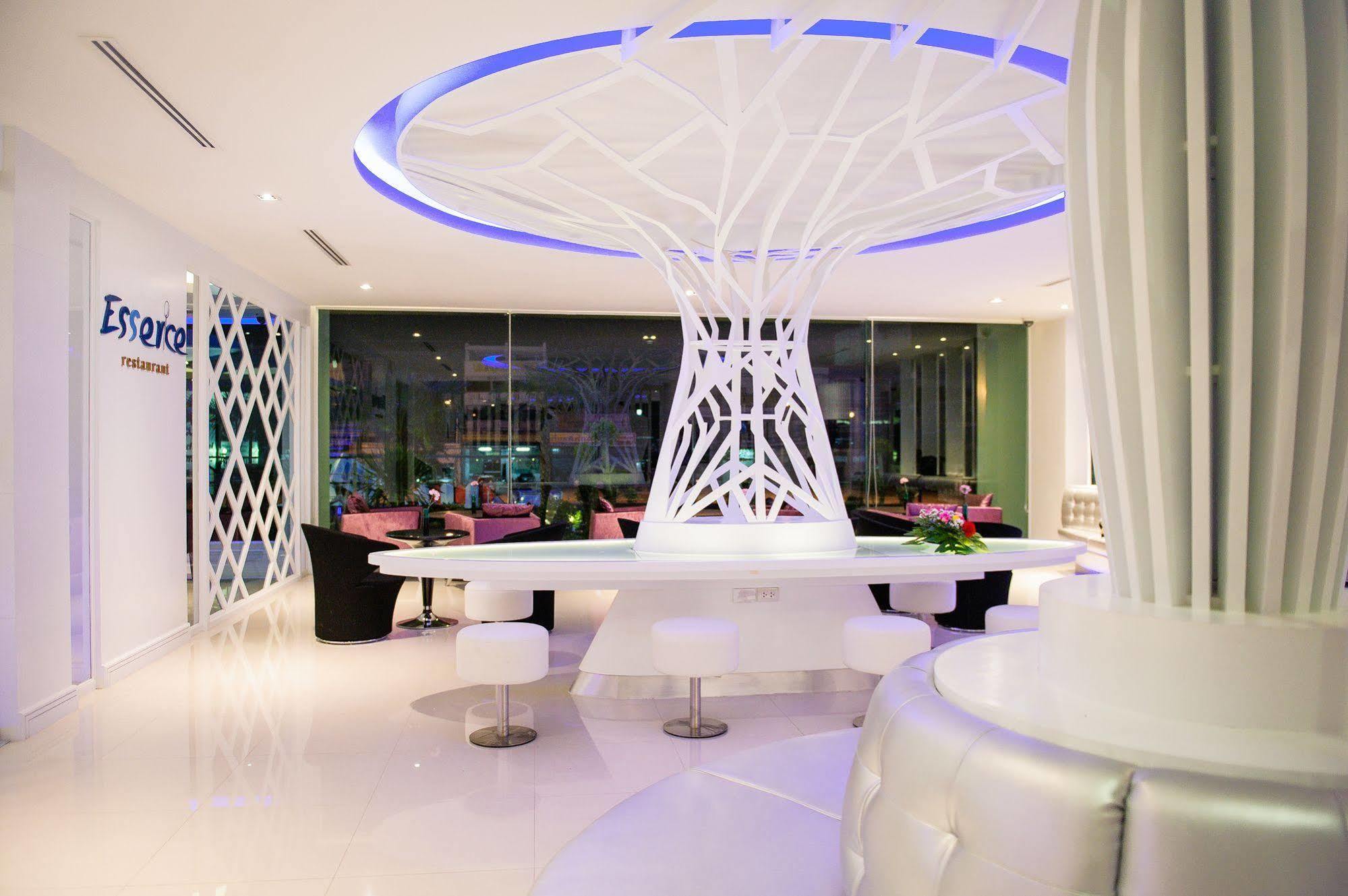 The Paradiso Jk Design Hotel Nakhon Sawan Extérieur photo