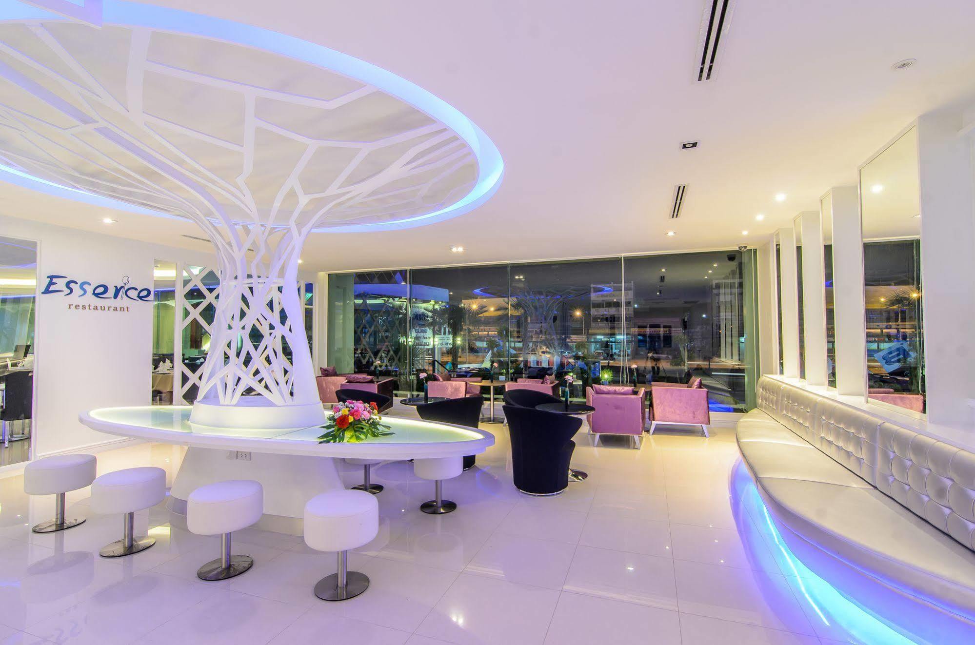 The Paradiso Jk Design Hotel Nakhon Sawan Extérieur photo