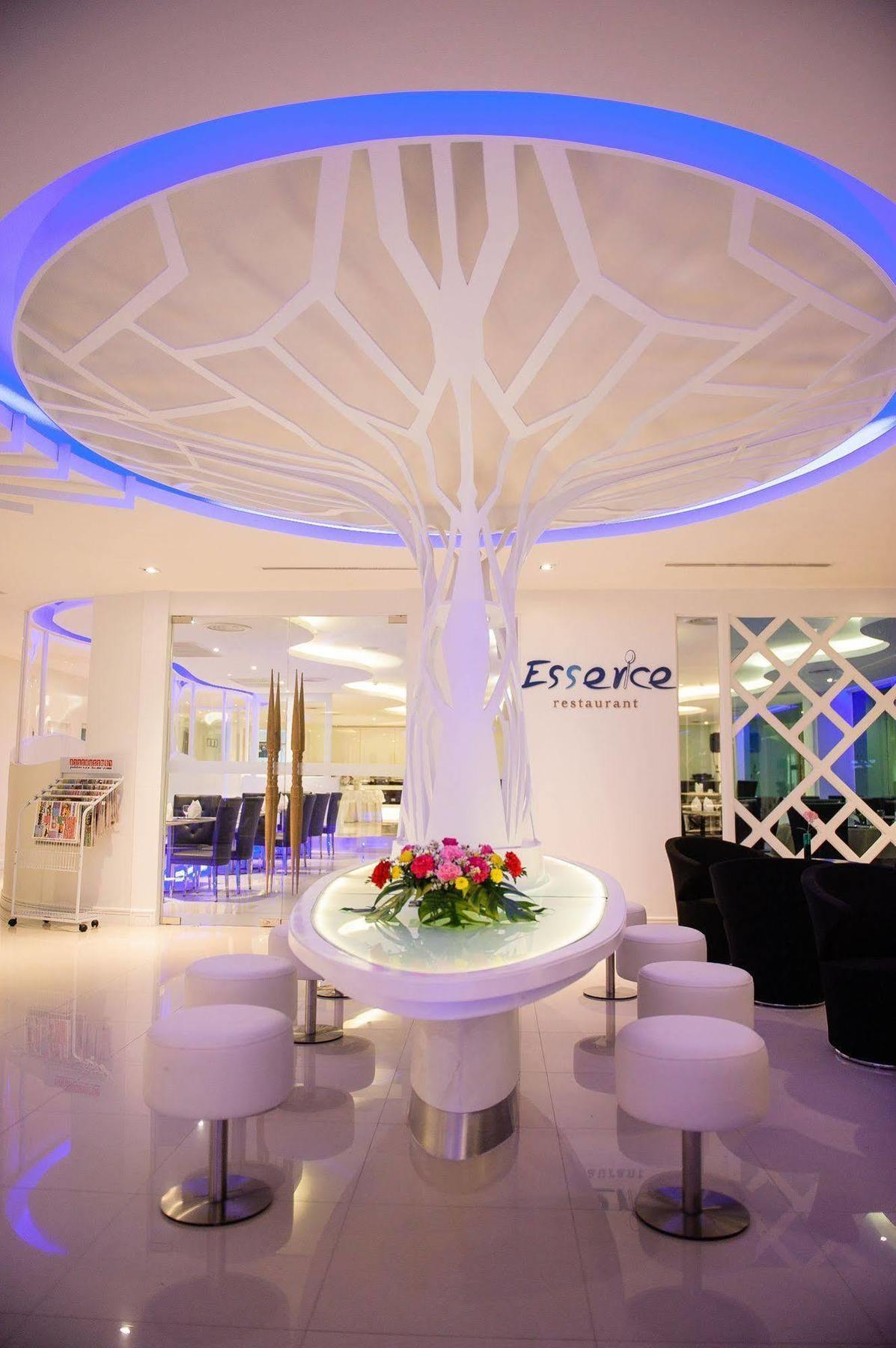 The Paradiso Jk Design Hotel Nakhon Sawan Extérieur photo