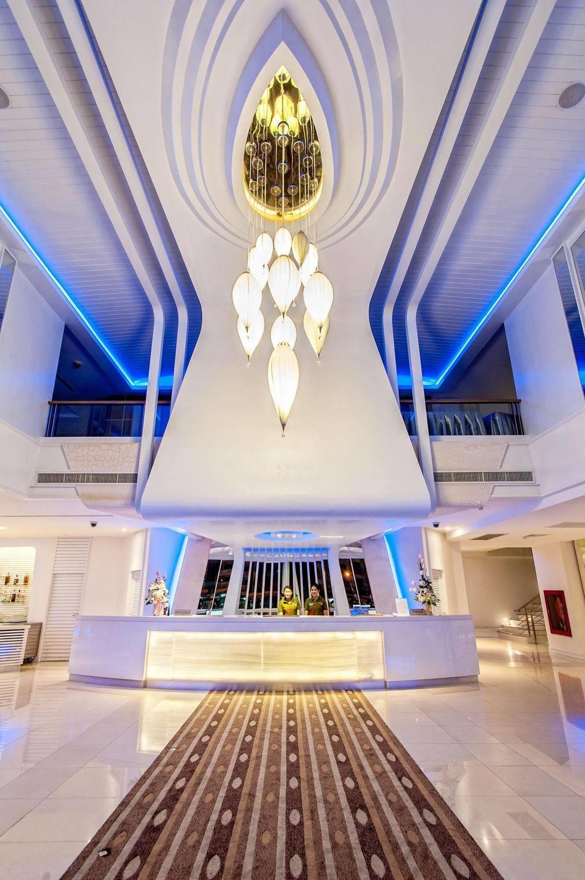 The Paradiso Jk Design Hotel Nakhon Sawan Extérieur photo